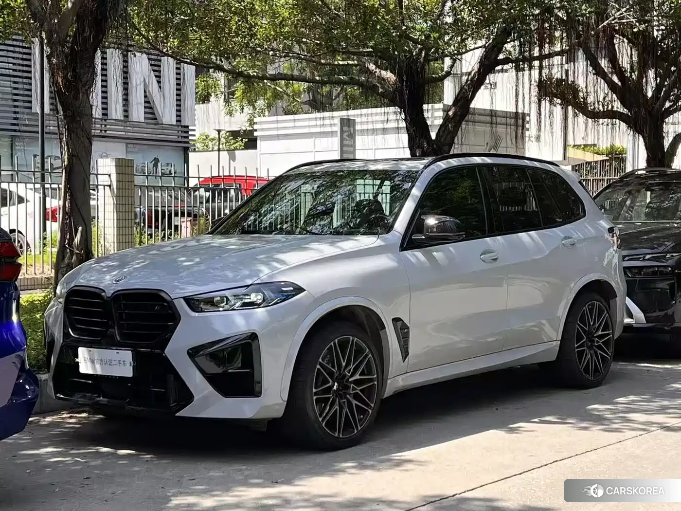 BMW X5 M 2025 Silver/gray из Китая, фото 5