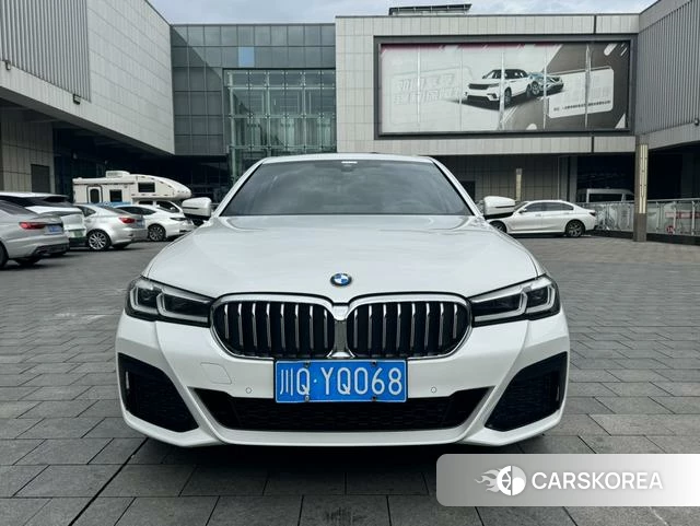 BMW 5 series 2022 Белый из Китая, фото 2