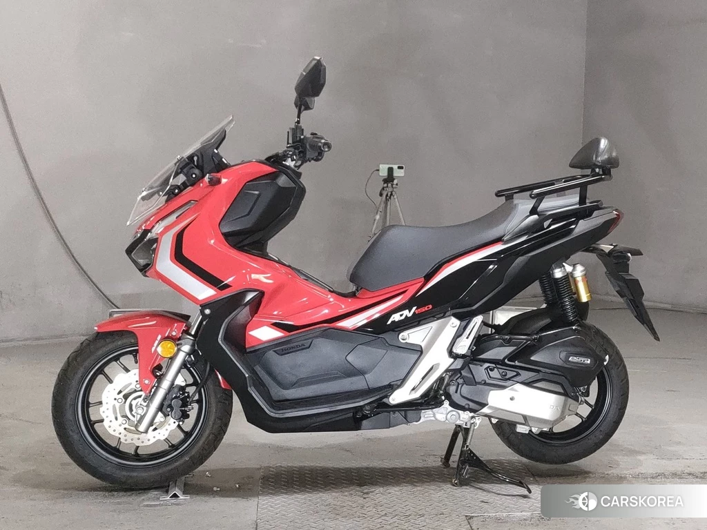 Проданный Honda ADV150 2019 из Японии