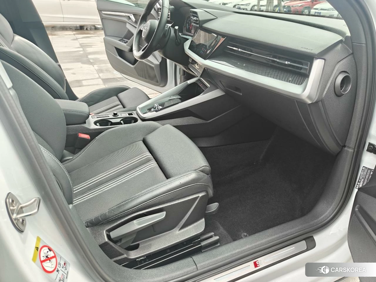 Audi A3 2023 Белый из Китая, фото 6