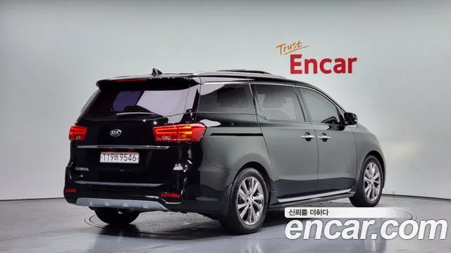 Kia The New Carnival id 2647312 из Кореи 12