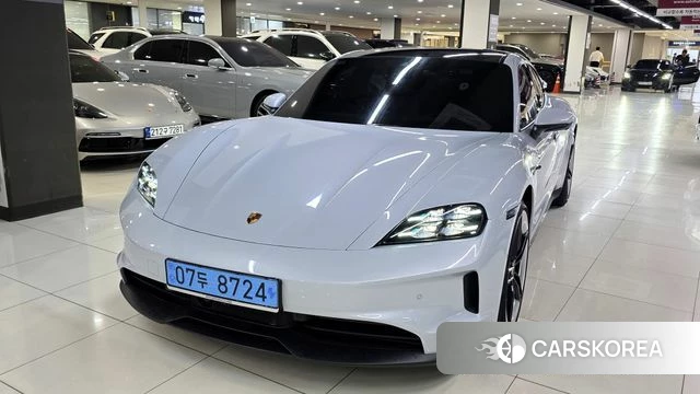 Porsche Taycan id 4387914 из Кореи 12