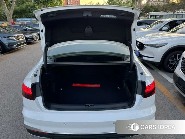 Audi A4L id 4366185 из Китая 12