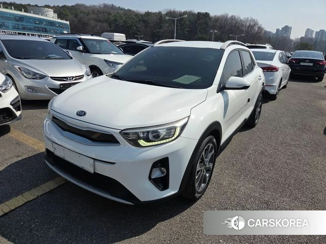 Kia Stonic id 3845639 из Кореи 10