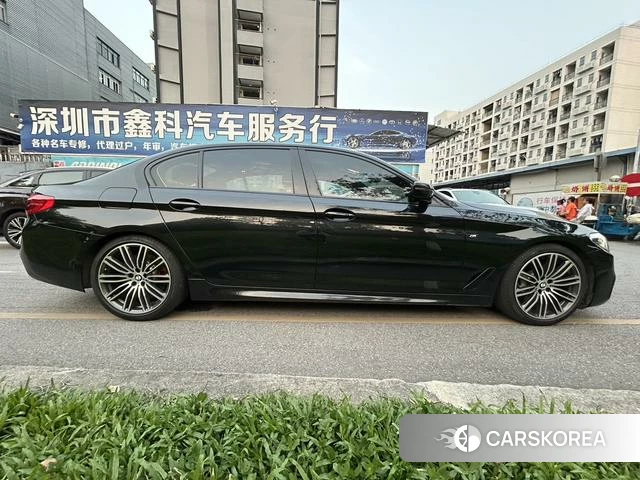 BMW 5 series 2019 Черный из Китая, фото 5