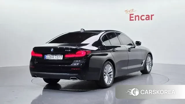 BMW 5 Series (G30) id 3701610 из Кореи 12