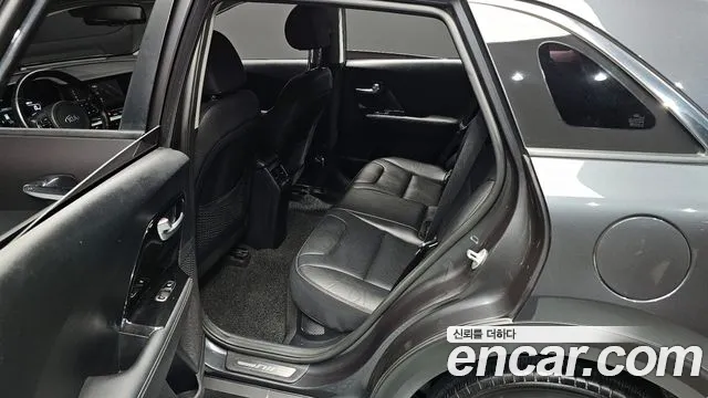 Kia The New Niro id 2597431 из Кореи 12