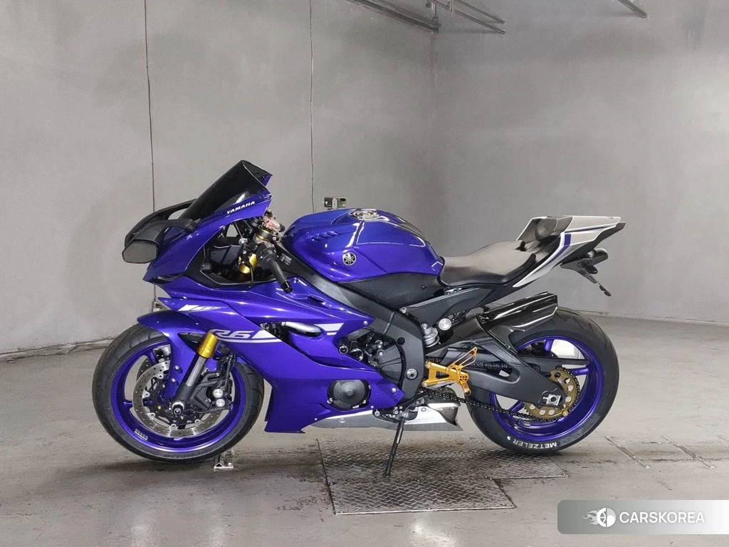 Проданный Yamaha YZF-R6 2017 из Японии