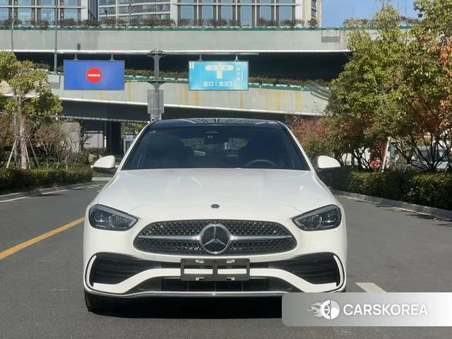 Mercedes-Benz Class C 2025 Белый из Китая, фото 2