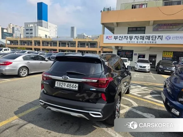 Kia Seltos id 3778744 из Кореи 12