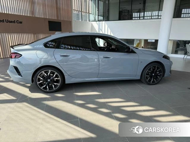 BMW 2 series id 3890716 из Китая