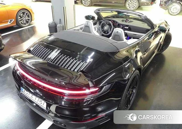 Porsche 911(992) id 4329907 из Кореи 12