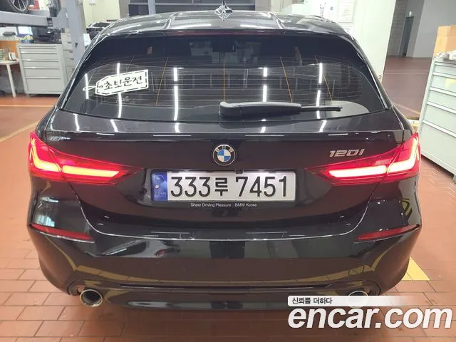 BMW 1 Series (F40) id 2719081 из Кореи 2