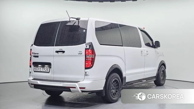 Hyundai The New Grand Starex id 3807758 из Кореи 12