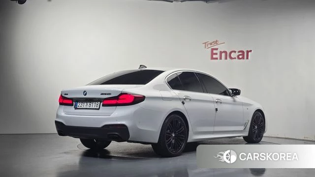 BMW 5 Series (G30) id 4895632 из Кореи 12