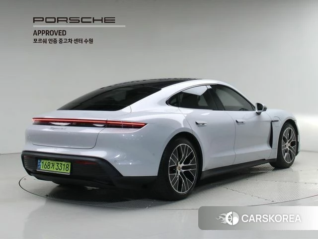 Porsche Taycan id 4511149 из Кореи 12