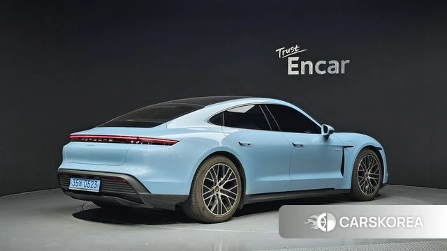 Porsche Taycan id 4480580 из Кореи 12