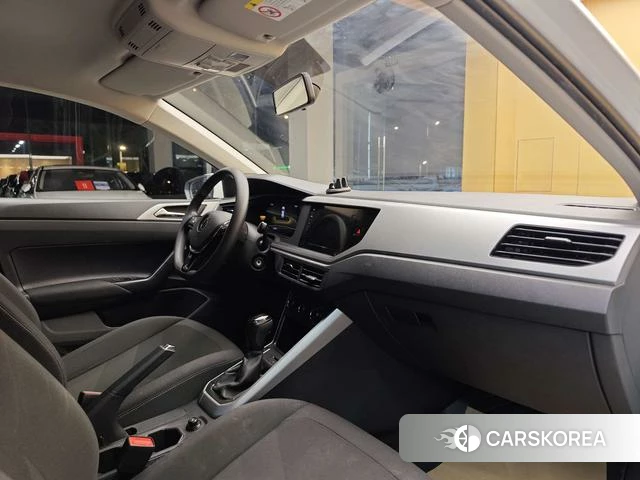 Volkswagen Polo id 4214043 из Китая 12