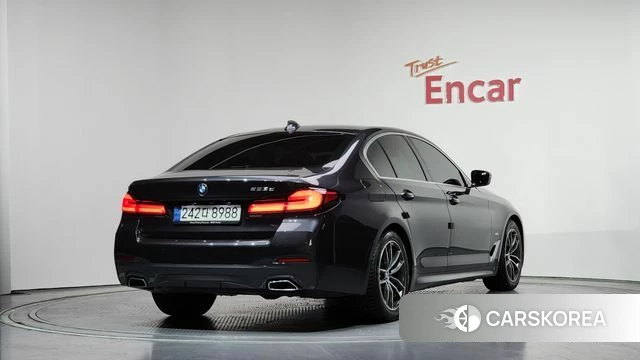 BMW 5 Series (G30) id 3819530 из Кореи 12