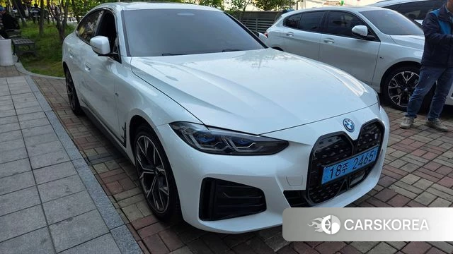 BMW i4 2024 Белый из Кореи, фото 2