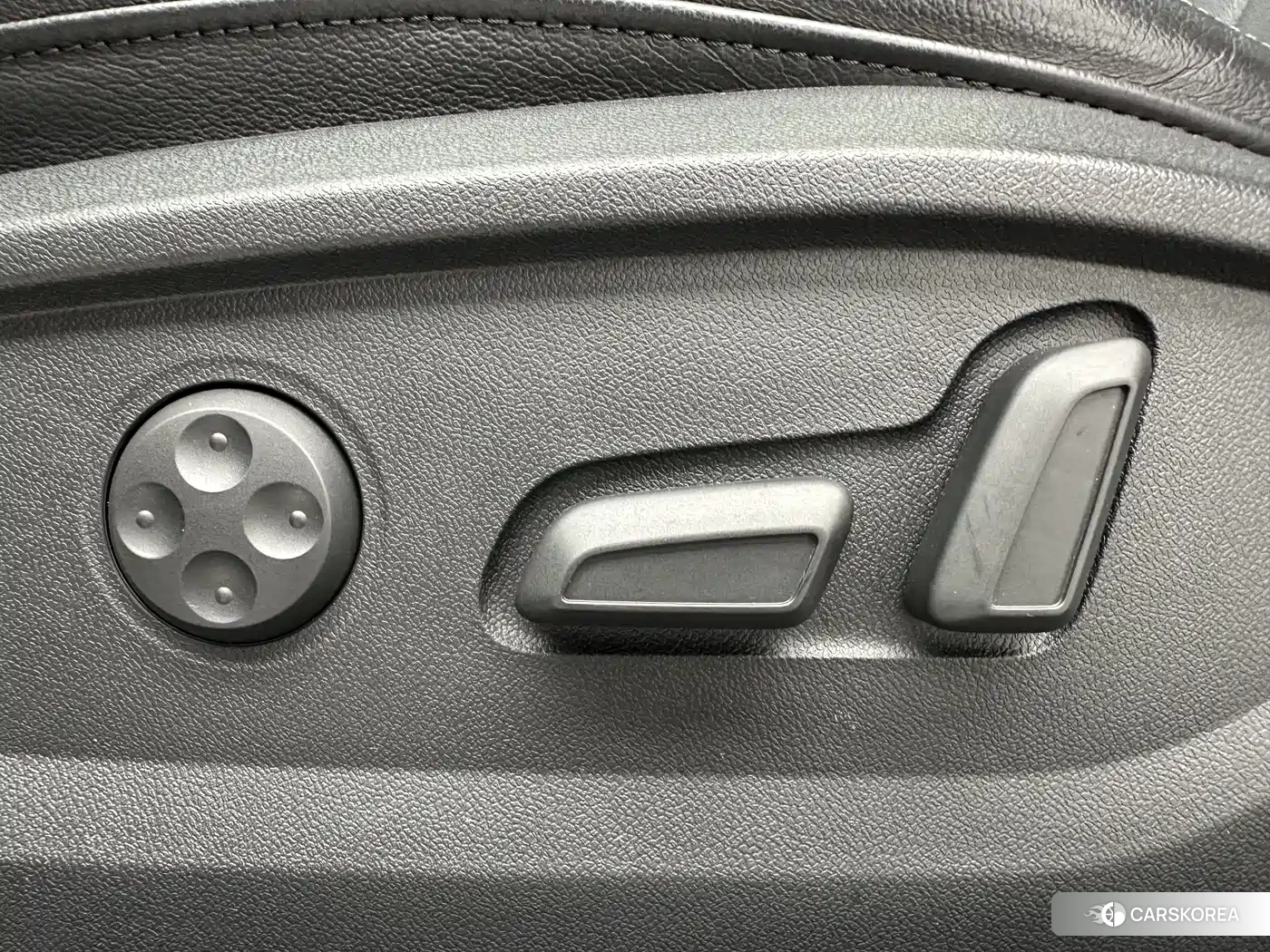 Audi Q2L id 4546407 из Китая 11