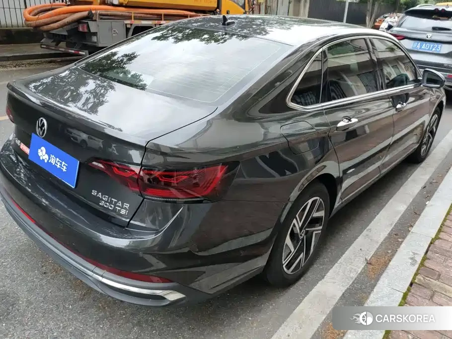 Volkswagen Sagitar id 4553734 из Китая 7