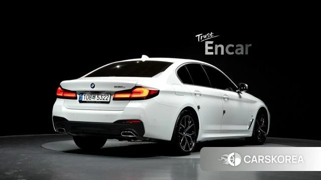 BMW 5 Series (G30) id 4195987 из Кореи 12