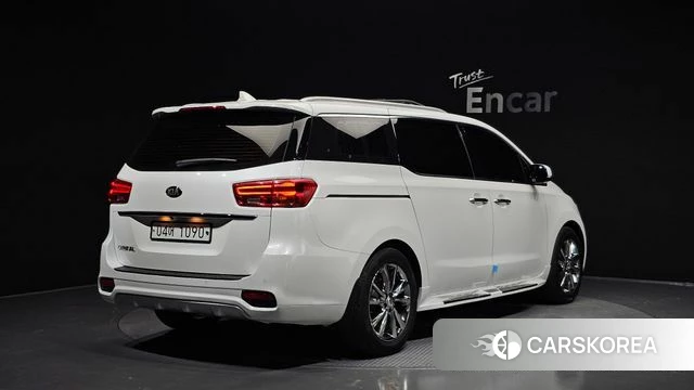 Kia The New Carnival id 4435689 из Кореи 12