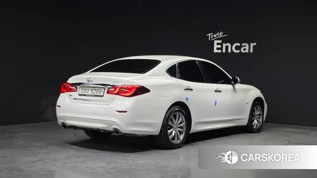 Infiniti Q70 id 3259567 из Кореи 12