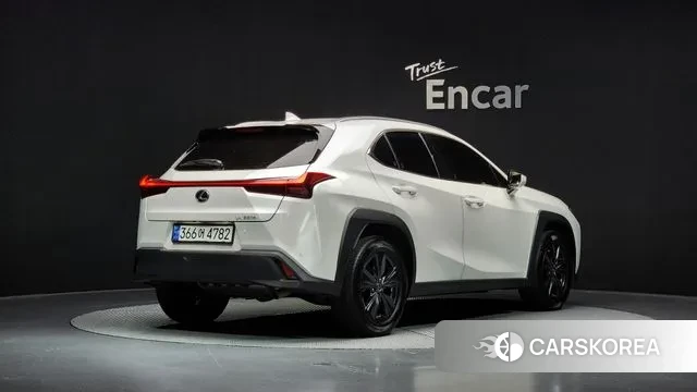Lexus UX250h id 3031480 из Кореи 12