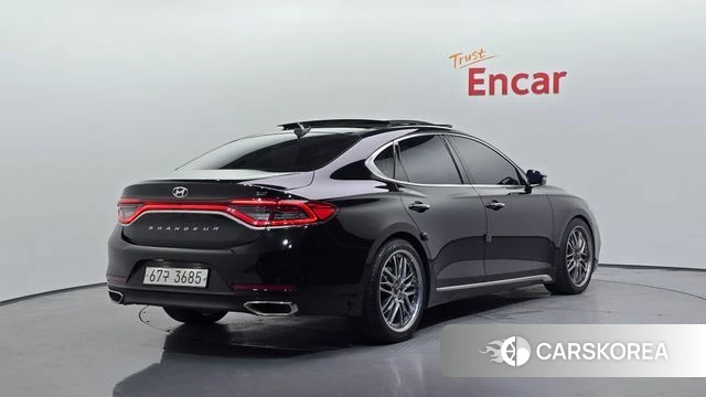 Hyundai Grandeur IG id 4658451 из Кореи 12