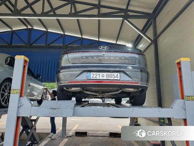 Hyundai Grandeur Hybrid (GN7) 2023 Серый из Кореи, фото 2