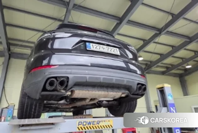 Porsche Cayenne (PO536) 2021 Черный из Кореи, фото 2