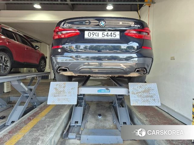 BMW 6 Series GT (G32) 2018 Черный из Кореи, фото 2