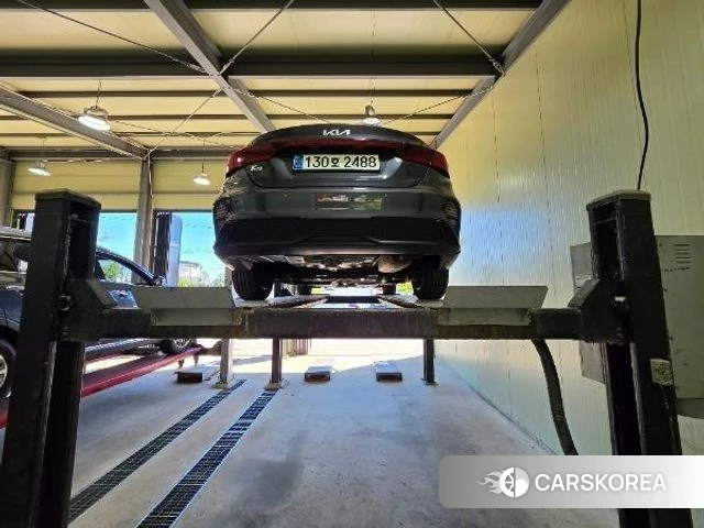 Kia The New K3 2nd generation 2023 Серый из Кореи, фото 2
