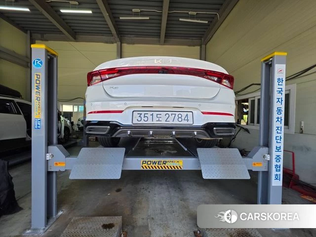 Kia K5 3rd generation 2022 Белый из Кореи, фото 2