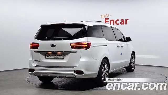 Kia The New Carnival id 2487449 из Кореи 12