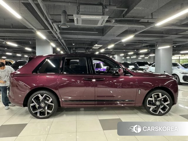 Rolls-Royce Cullinan id 4381154 из Кореи 10
