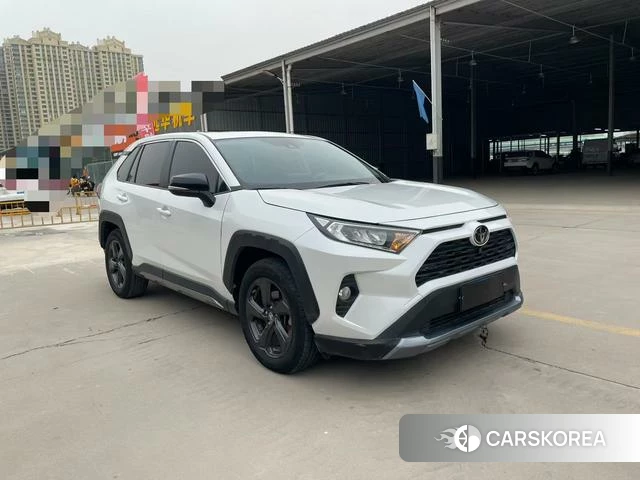 Toyota RAV4 Rongfang 2022 Белый из Китая, фото 2