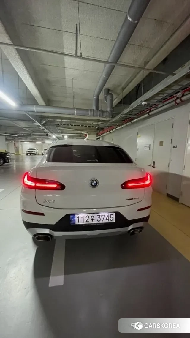 BMW X4 (G02) 2023 Белый из Кореи, фото 2