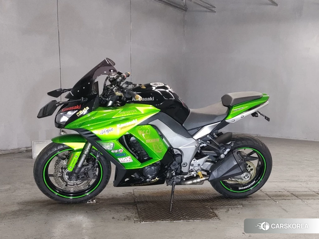 Проданный Kawasaki NINJA 1000 2011 из Японии