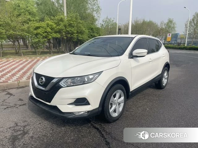 Nissan Qashqai 2022 Белый из Китая, фото 2