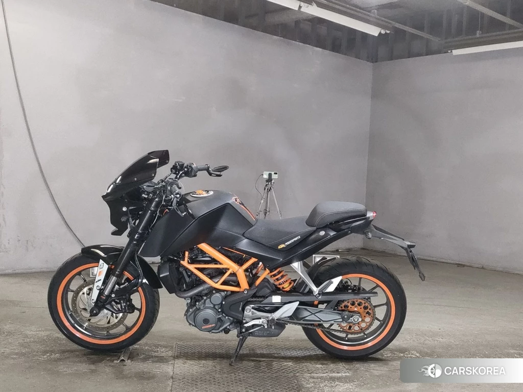 Проданный KTM 390 DUKE 2016 из Японии, фото 2