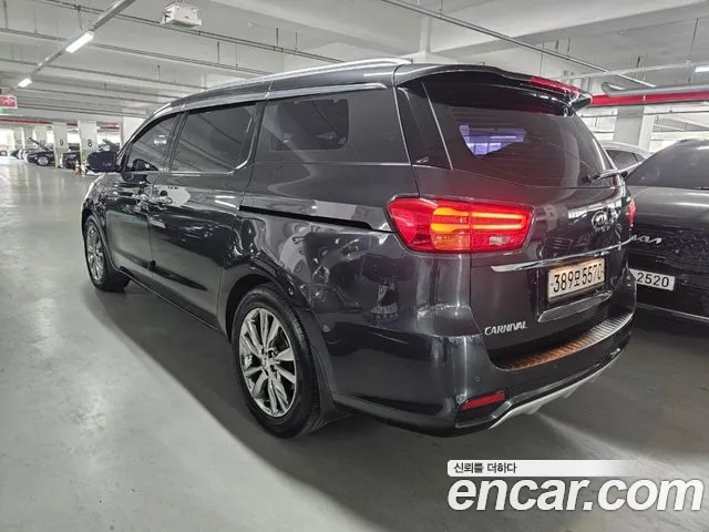 Kia The New Carnival id 2710084 из Кореи 12