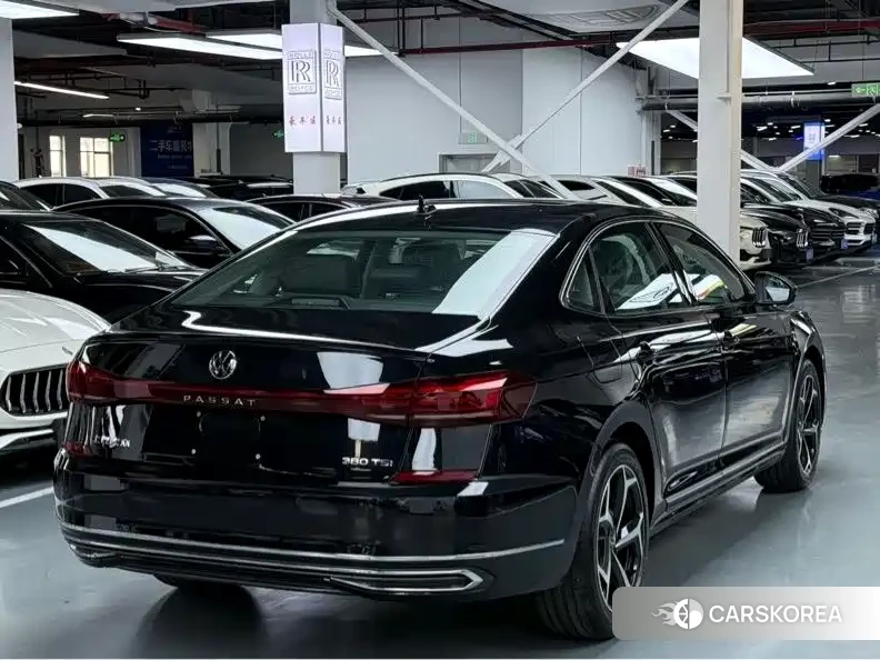 Volkswagen Passat 2026 Черный из Китая, фото 2