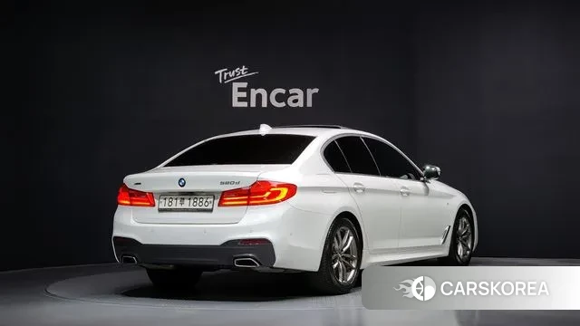 BMW 5 Series (G30) id 3412820 из Кореи 12