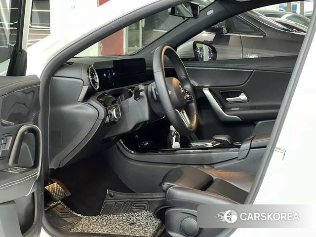 Mercedes-Benz Class A id 4300228 из Китая 8