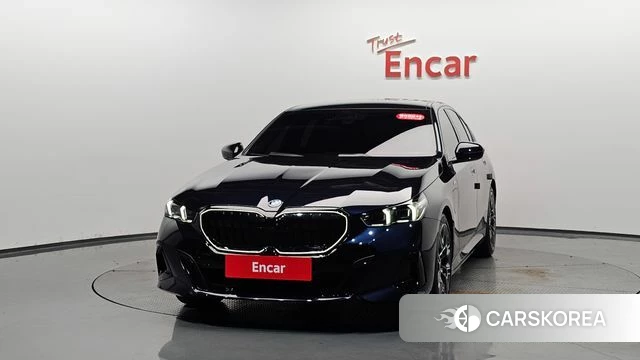 BMW 5 Series (G60) id 4421447 из Кореи 12