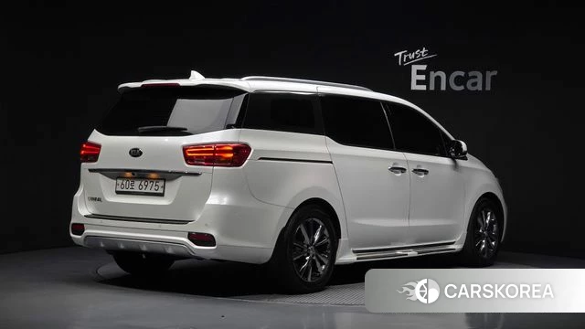 Kia The New Carnival id 4937656 из Кореи 12
