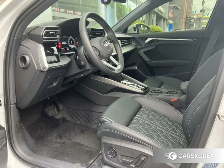 Audi A3 2024 Белый из Китая, фото 4